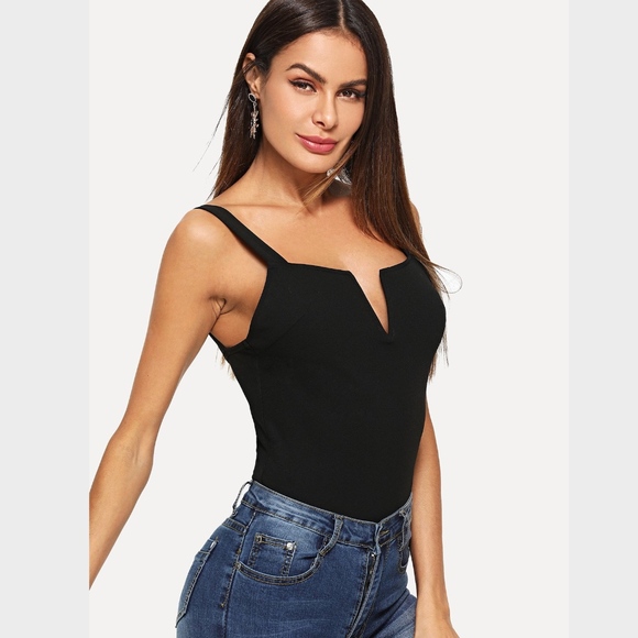 Plunging V Black Elegant Bodysuit with Straps - Picture 4 of 7